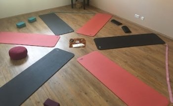 Manuela Wagner - Lebe in Balance.Yoga