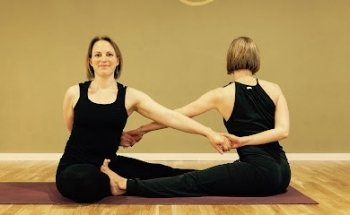 Yoga in Kiel - Emma Hermansson