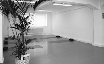 dvipada Studio, Ashtanga Yoga & Thai Massage