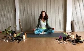 yoga-trikuti