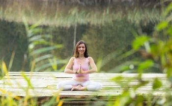 yoga in eydelstedt