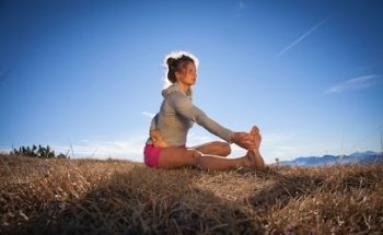 Osteopathie & Yoga - Naema Götz-Ferstl