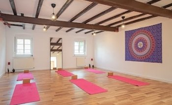 Yoga am Froschenteich