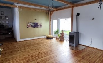 Ananda Ma Yoga Schule