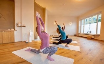 Yoga Yogastudio YogaSchule • Licht des Gedanken • Bewusstsein für Yoga