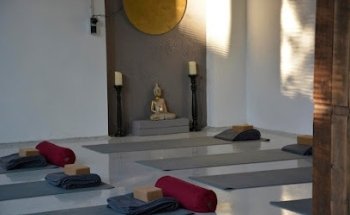 Yoga Simha - Dein Yogastudio in Solingen