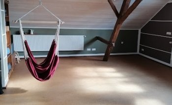 Shala 8 Yoga (Ashtanga & Yin Yoga)