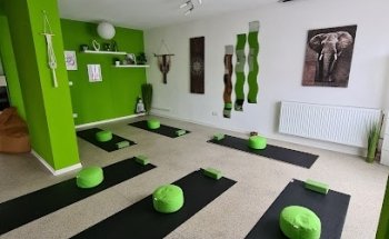 Yoga & Me Time Nadja Mauer