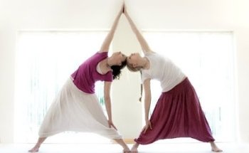 YOGA INN Wasserburg - Daniela Schnell