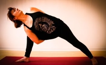 Qi-Life Yoga, Claudia Debüser