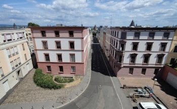 Hatha Vinyasa Parampara Yogaschule