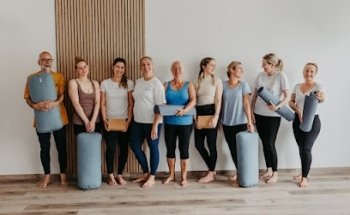 yoga ahoi | yoga + coaching by nina eickhoff