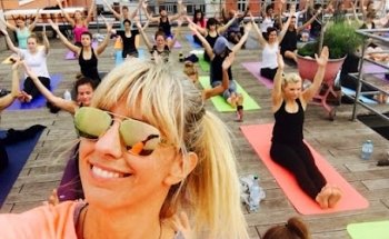 Bliss Base by Nicole Rudschinat