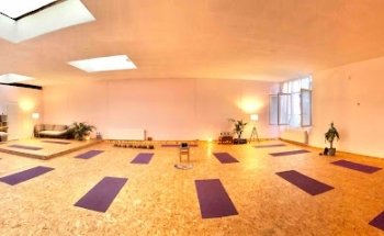 YOGA LOFT / The Yoga Institute Mannheim