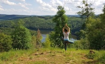 Janina Pinske - Yoga, Meditation & Events