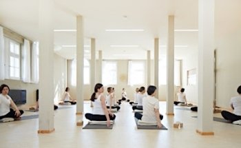 YOGA JETZT – im Jugendstilbad