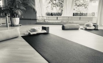 Love More Yoga Lounge