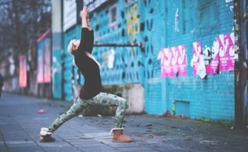 PRANA SHALA. ASHTANGA YOGA