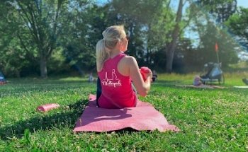 Mutterpuls - Hebamme und Fitnesstrainerin - Annemarie Weiss