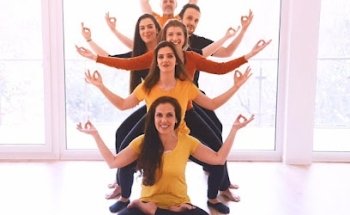 Yoga & Ayurveda RafiMah