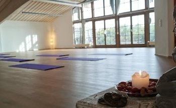 Ananda Yoga Haus