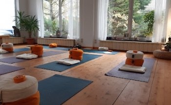 Ananda Life - Yoga, Ayurveda, Reiki, Life Coaching
