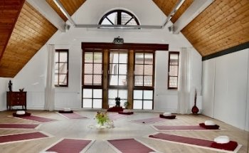 Seminarhaus Atha, Yogazentrum