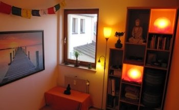 Yoga, Psychotherapie & Meditation (YPM)