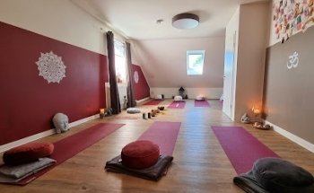 For Your Happiness Yoga - online Yoga