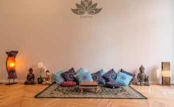 Yoga Hub Berlin - Friedrichshain