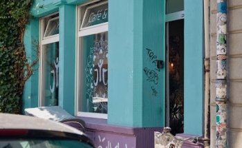 JayJay Yoga Studio Cafe & Shop