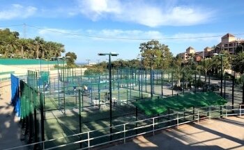 CLUB DE PADEL LOS CABALLEROS