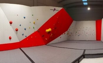 Tokyo Wall Rocódromo en Granada