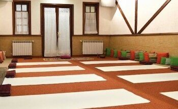 Namaste Yoga Zentroa - Yoga - Meditación - Masaje - Terapias Holísticas Renteria