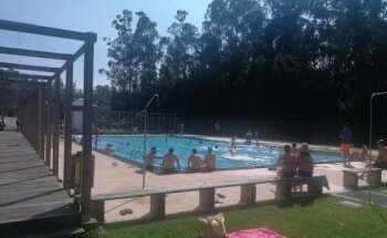 Piscina Municipal Monfero