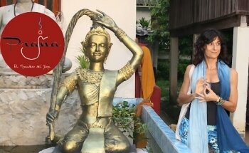 ESCUELA PRAJNA Yoga