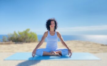 Escuela Rosa Yoga Lifestyle