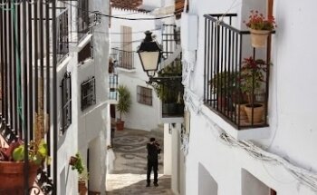 Pabellón Cubierto Villa De Frigiliana