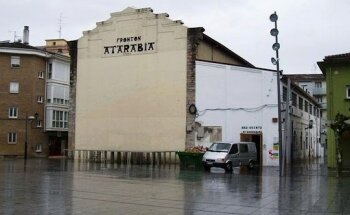 Frontón Atarrabia Pilotalekua