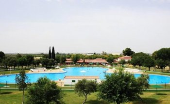 Club De Campo Sevilla Entrada