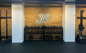 Jiménez&Waddington. Pérdida de grasa, condición física, lesiones en Granada