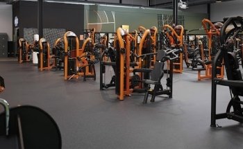 Basic-Fit Burjassot Avd. Ilustracion C.C. Parque Ademuz