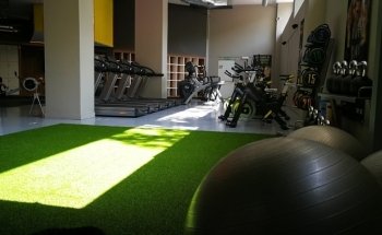 Estrato Fitness & Weightlifting