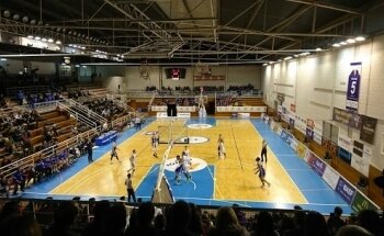Pabellón deportivo y piscina municipal Serrallo