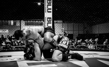 LION FIGHTERS MMA - Artes Marciales Mixtas, Boxeo, Kick boxing, Grappling, Defensa personal.