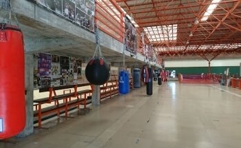 PADEL INTERIOR GETXO KIROLAK FADURA