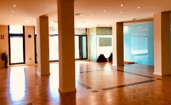 Om Shanti Estudi de Ioga