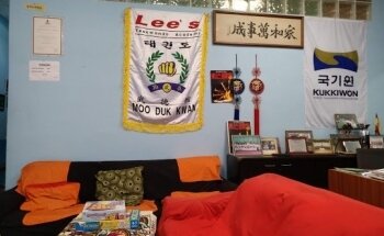 Gimnasio Deportivo Lee's