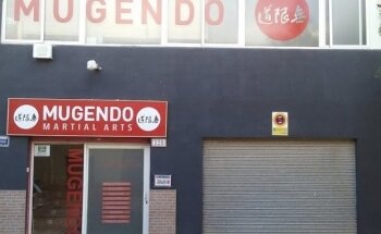 Mugendo. Escuela Artes Marciales Almazora