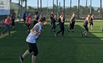 Vive Oliva - Paddle Surf SUP - Cursos y Alquiler - Actividades Deportivas